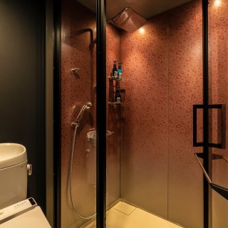 バスルーム Bathroom ツインルーム、ダブルルームにはバスタブは有りません。 There is no bathtub in the twin and double rooms.